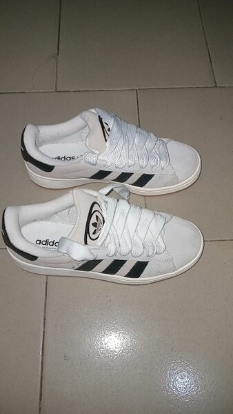 Adidas Superstar blanches