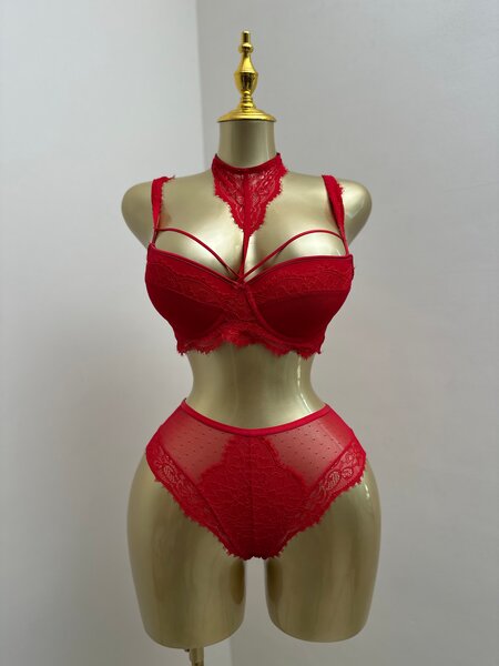 Ensemble lingerie rouge