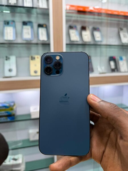 Apple iPhone 12 Pro Max