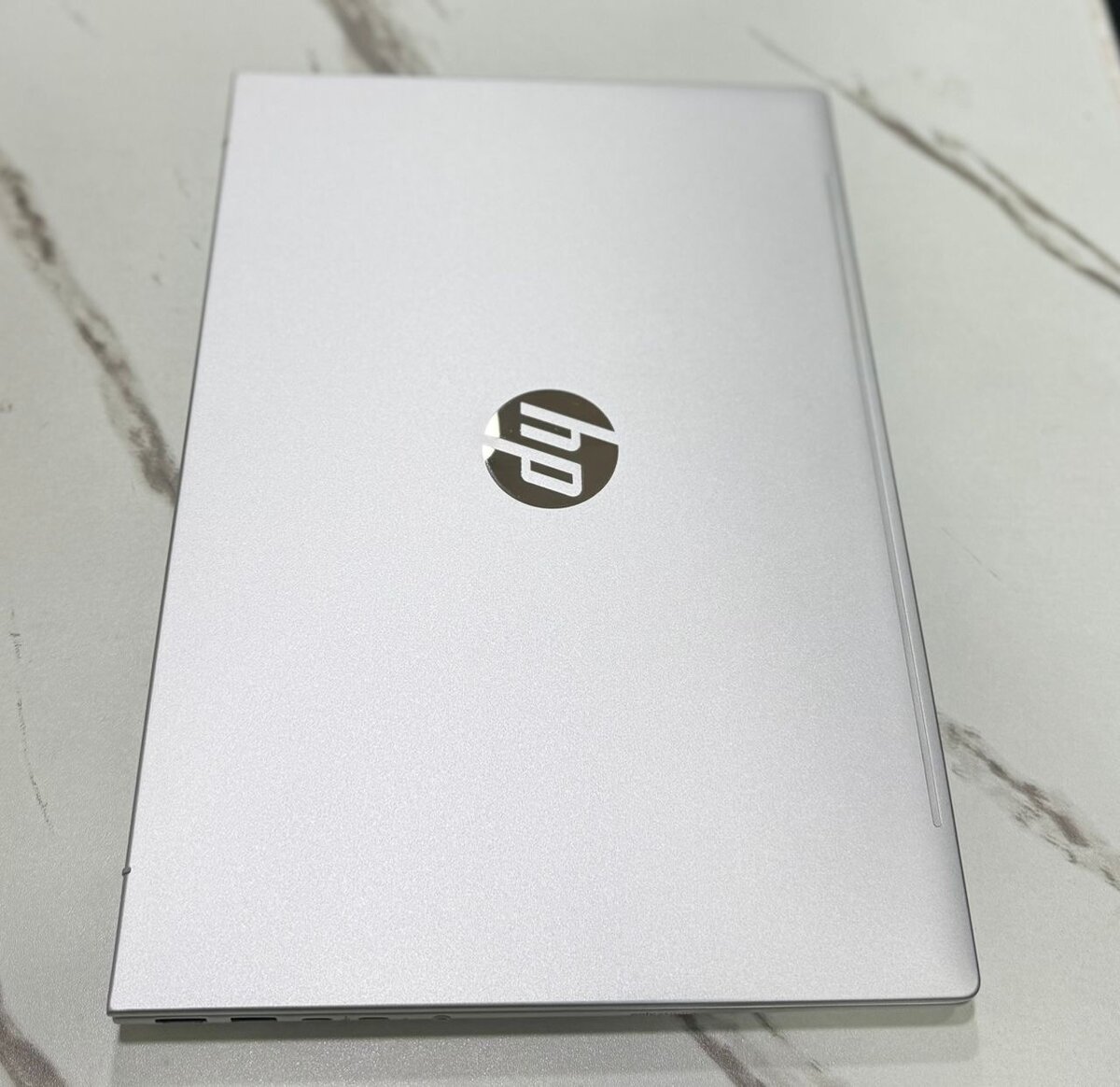 HP Laptop Ultrabook 15" Sleek