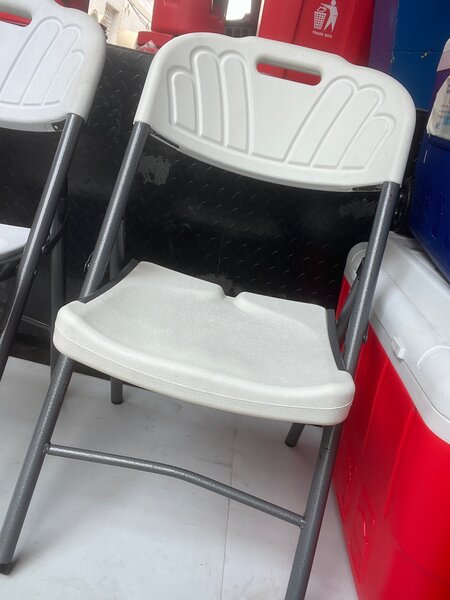 Chaise pliante robuste