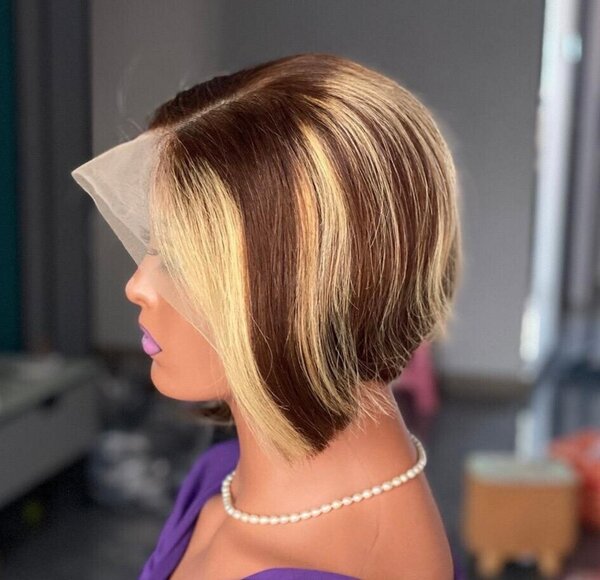 Perruque courte bob avec racines foncées