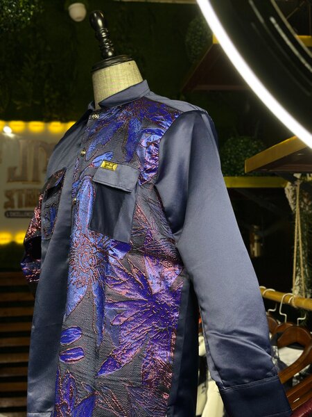 Chemise élégante bleue homme