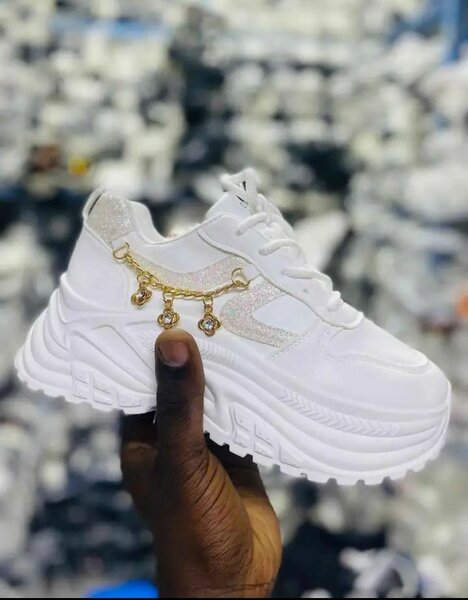 Chaussures à semelle épaisse