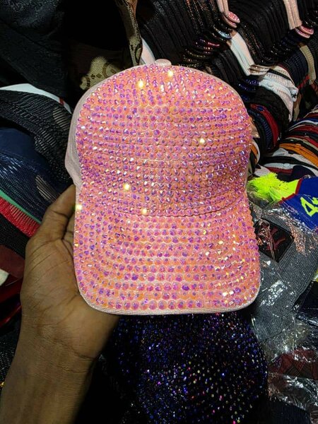 Casquette Strass Étincelante