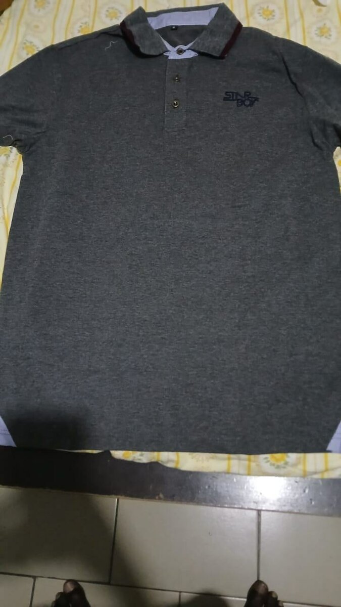 Polo homme gris élégant