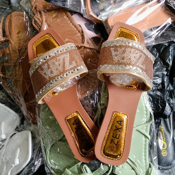 Sandales élégantes Zeka