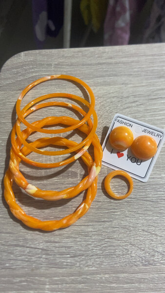 Set de bijoux colorés