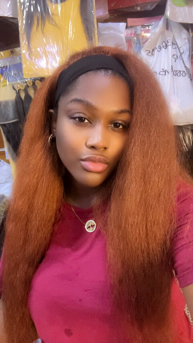 Perruque Bandeau Synthétique Droite