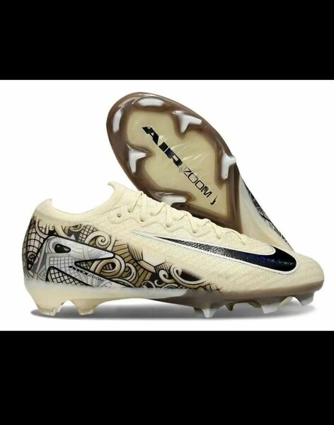 Chaussure Football Nike Homme