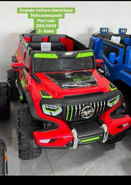 Voiture électrique enfant 2-8 ans