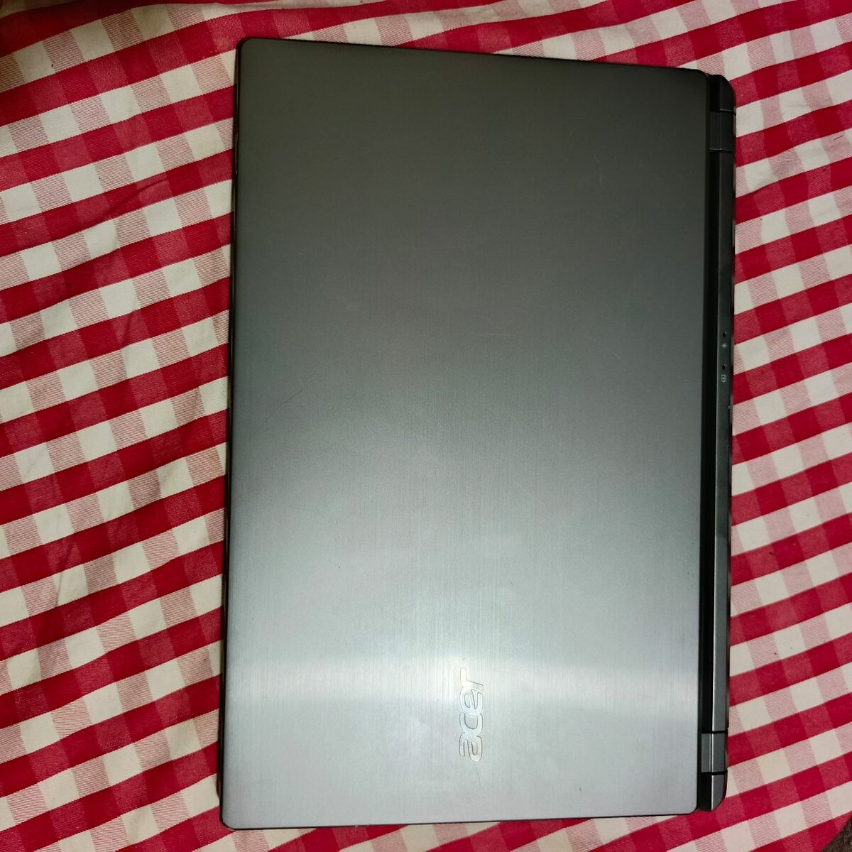 ACER Aspire V5 core i5 Tactile