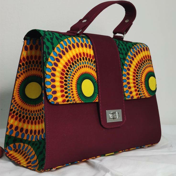 Sac ethnique artisanal coloré