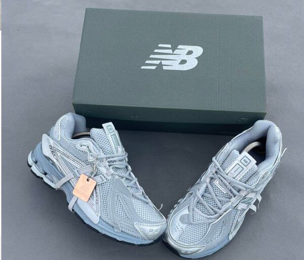 Chaussures New Balance 9060