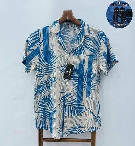 Chemise à motifs tropicaux