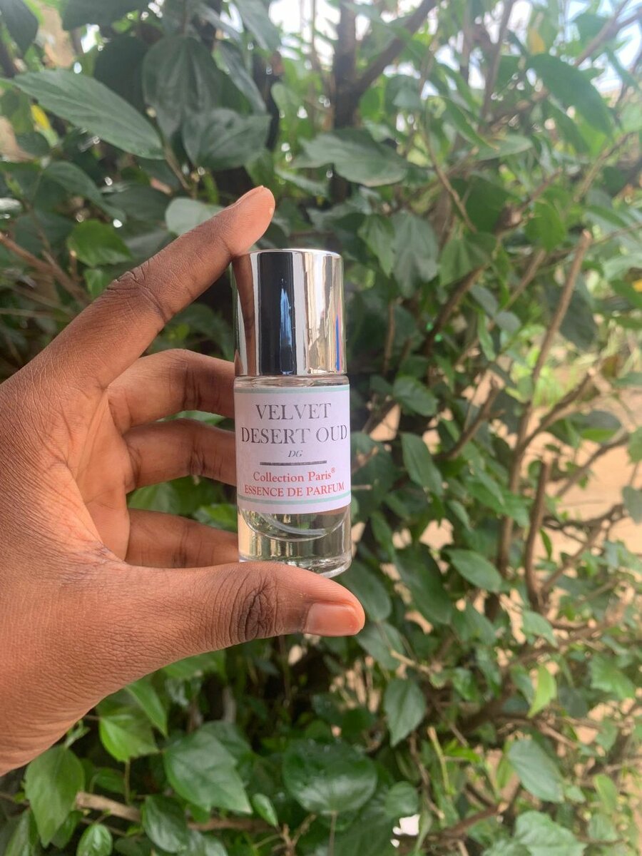 Essence Velvet Désert Oud