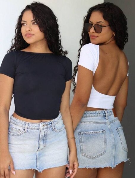 Top dos nu élégant