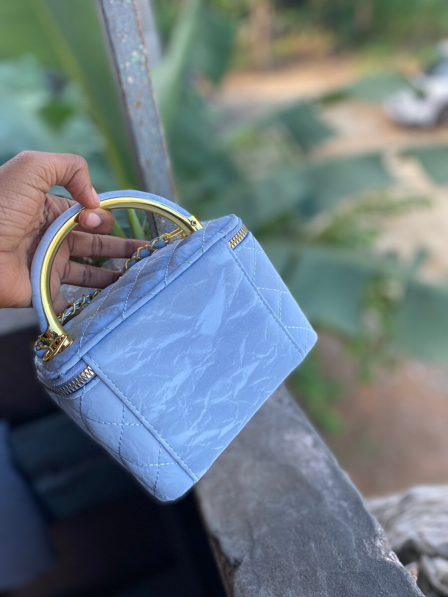 Petit sac à main élégant femme