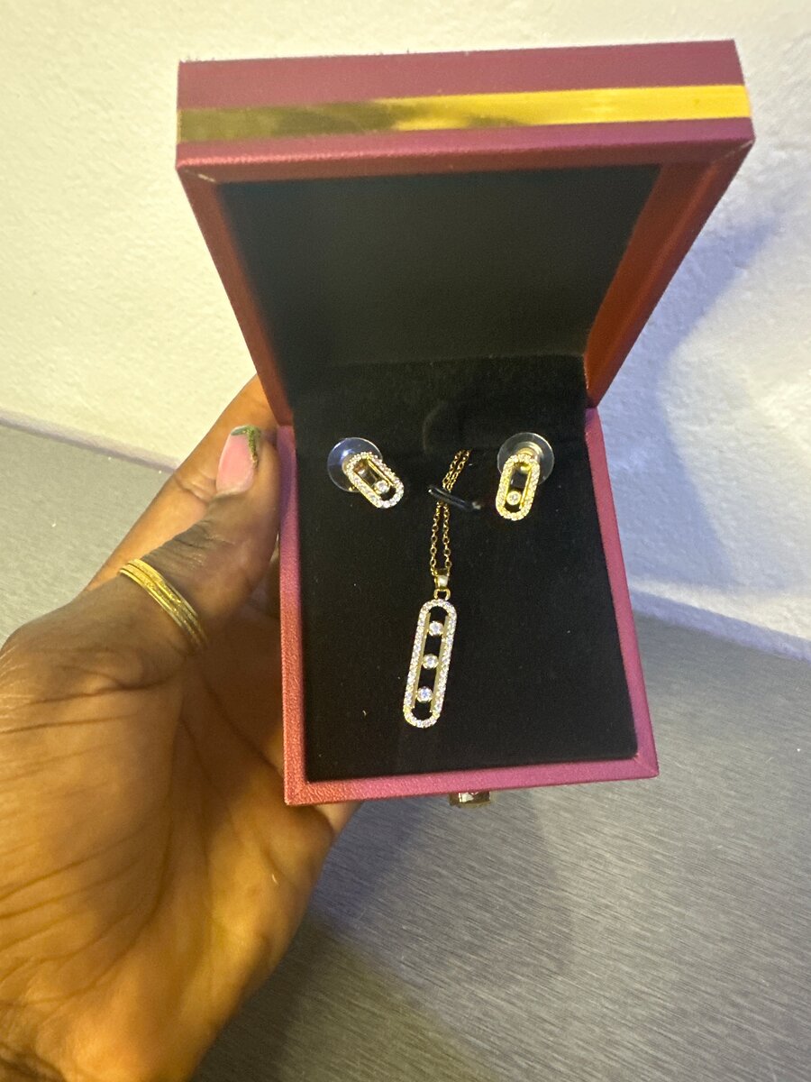 Ensemble Collier et Boucles Strass