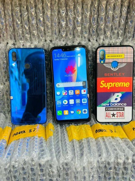 Huawei Nova 3i Smartphone