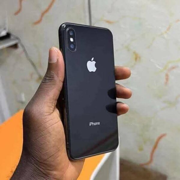 iPhone X 64GB Noir