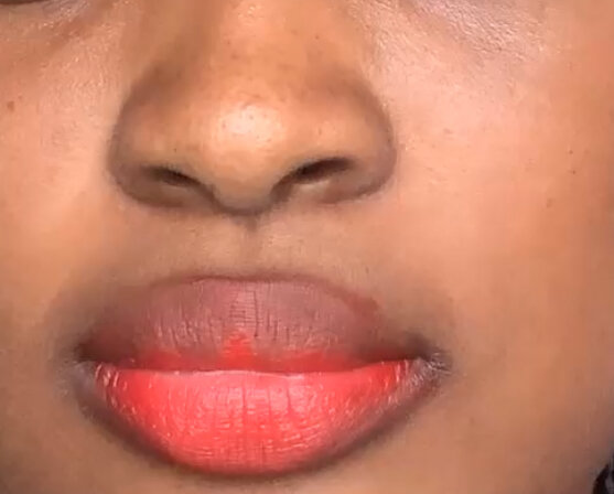 Lip Gloss "Miss Chasse oil"