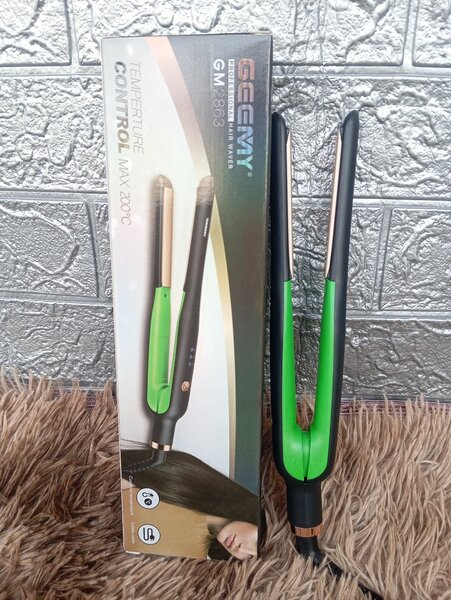 Lisseur cheveux Geeyay GM 858