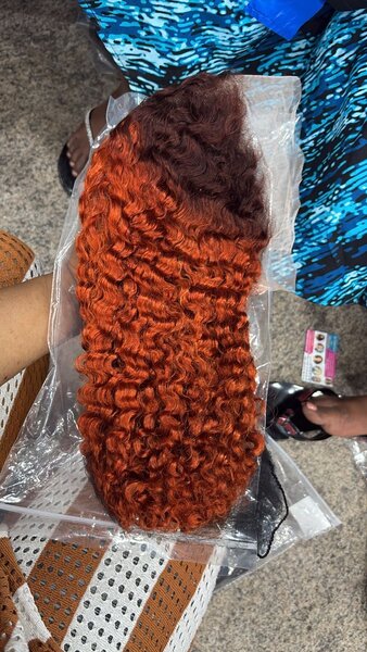 Perruque bouclée T16