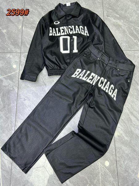 Ensemble Noir Balenciaga
