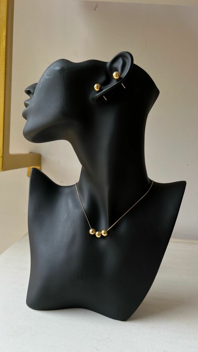Ensemble Collier et Boucles d'Oreilles en Or