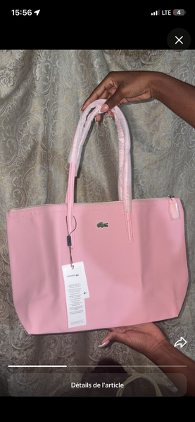 Sac à main rose élégant