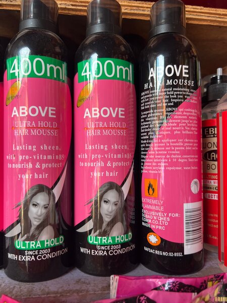 Mousse coiffante ultra-fixation