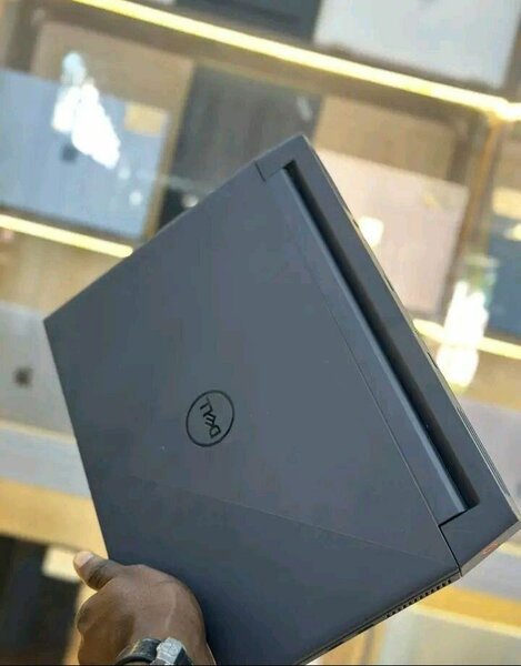 Dell Ordinateur Portable - Performant et Fiable