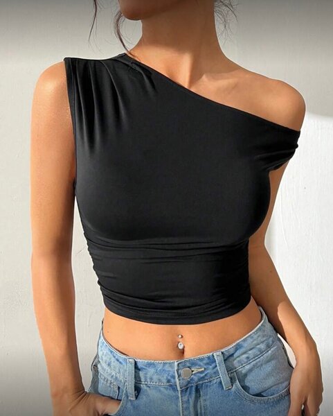 Top asymétrique élégant noir