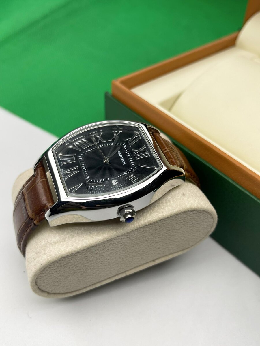 Montre homme classique en cuir