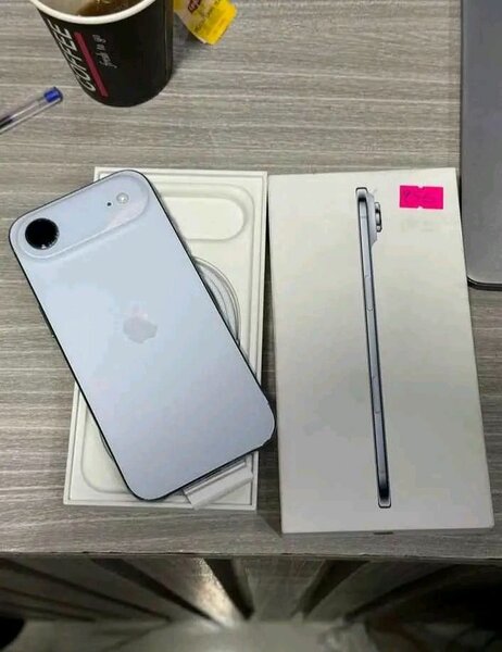 Apple iPhone 15