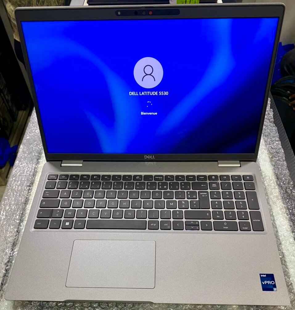 Dell Latitude 5530 i7 16GB