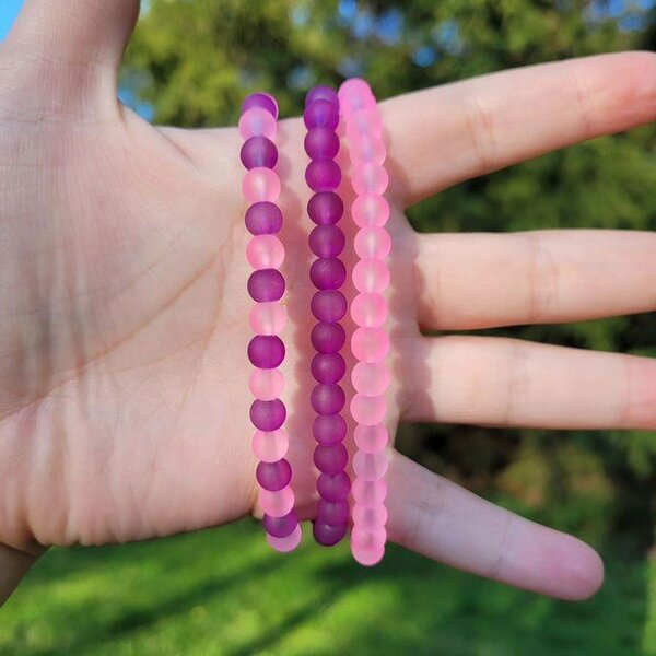 Bracelets en perles roses