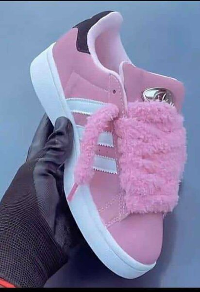Adidas rose pour femme
