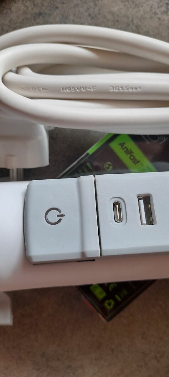 Multiprise  ports USB 3×1,5mm²