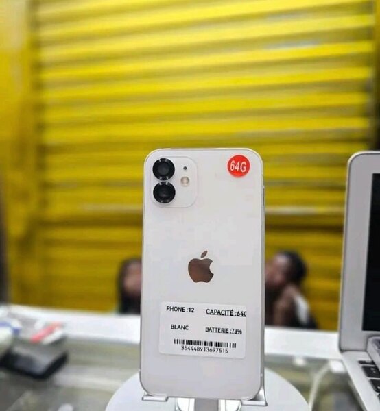 iPhone 12 Blanc 64 Go
