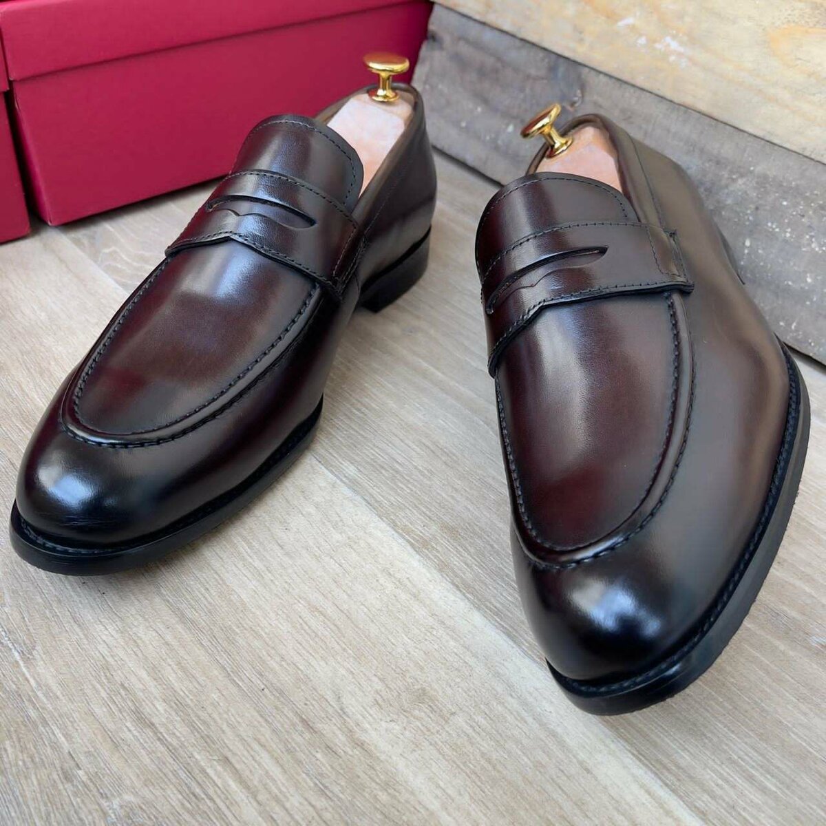 Chaussures mocassins en cuir élégantes