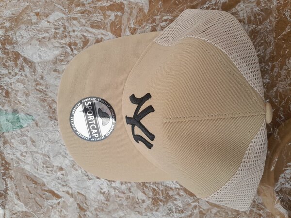 Casquette de sport beige