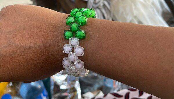 Bracelet en perles colorées