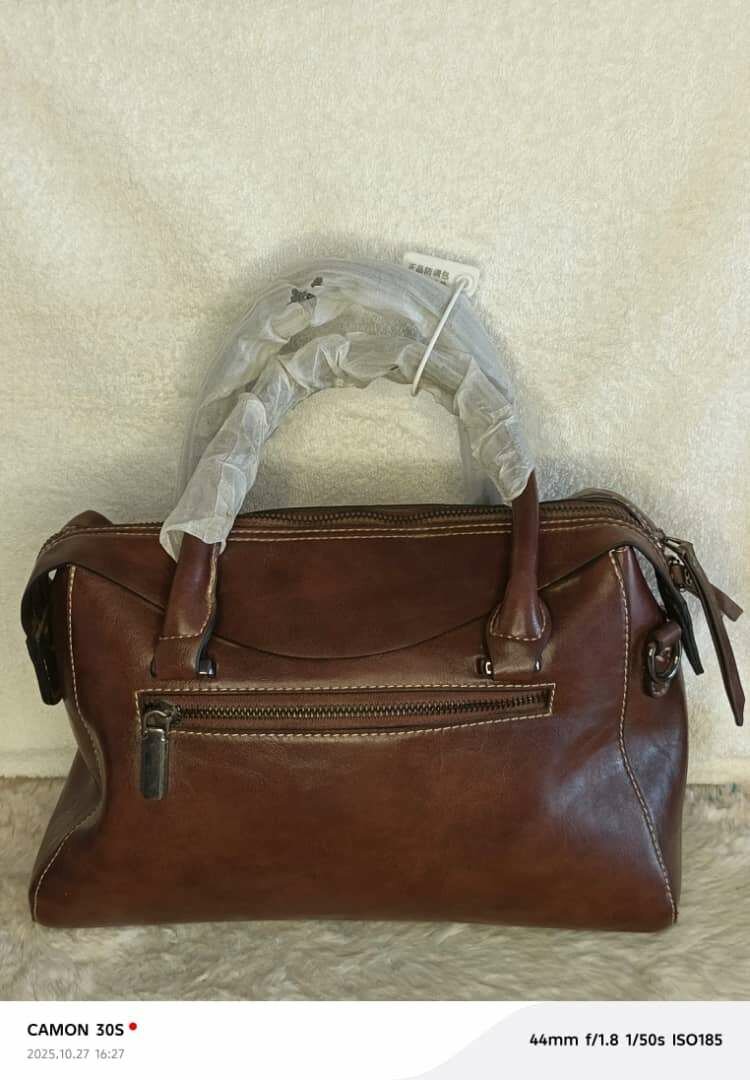 Sac à main en cuir marron