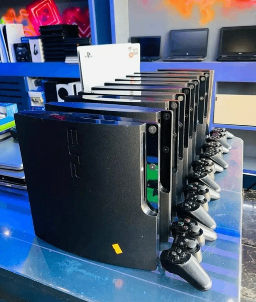 Console PlayStation 4 Slim occasion