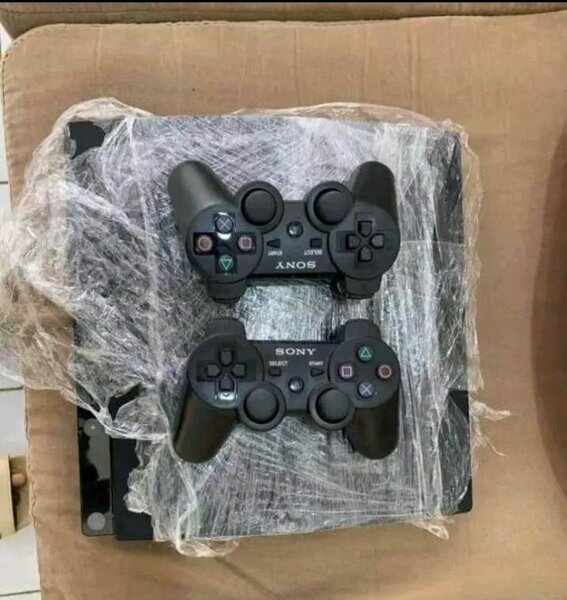 Console Sony PS3 Slim