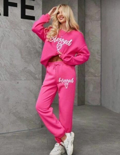 Ensemble de survêtement rose