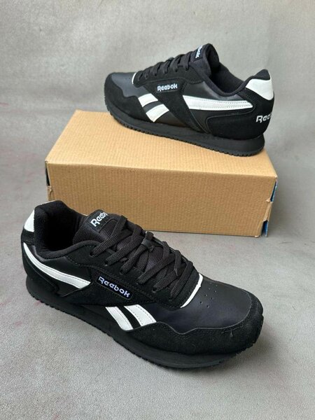 Chaussures Reebok noires pour hommes
