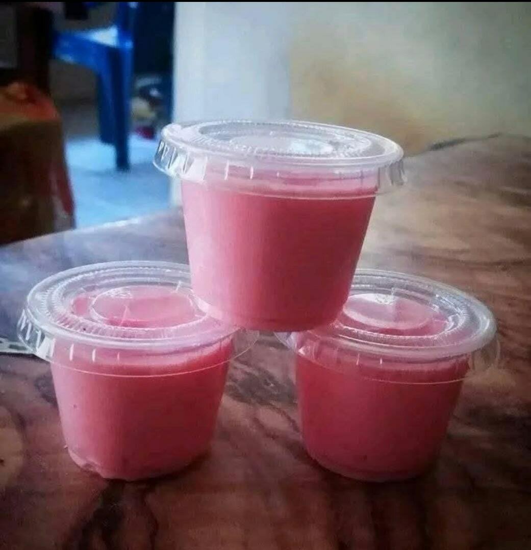 Produits de lèvre rose